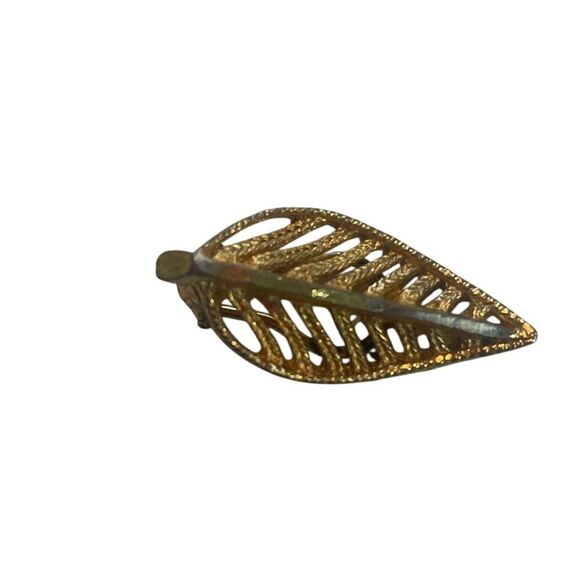 Unbranded Jewelry - Vintage‎ Gold Tone Openwork Leaf Brooch Pin Costume Jewelry Accessory